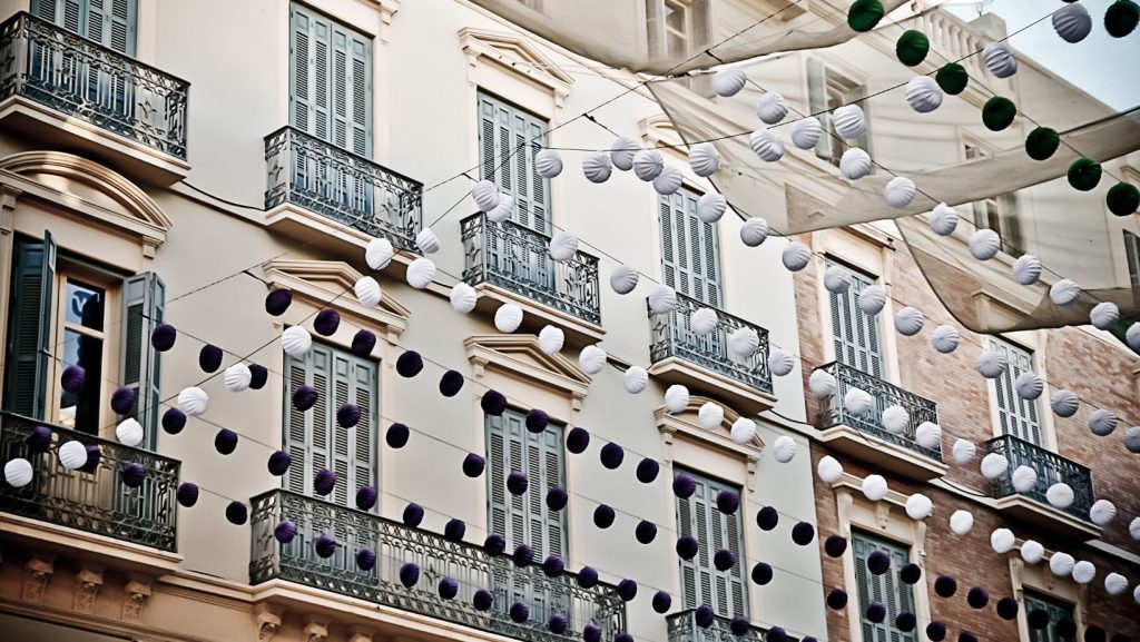 La feria de Málaga es una de las Tradiciones y Fiestas de Málaga más populares
